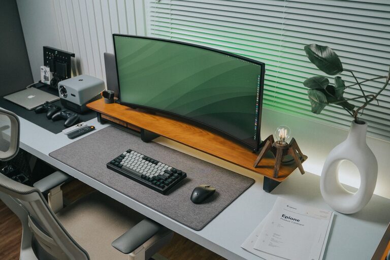 Tips for Organizing a Clutter-Free Home Office for Better Productivity