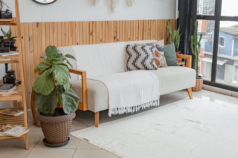 Tips for Creating a Cozy and Inviting Living Room Space
